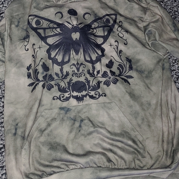 ROMWE Tops - Witchy Moth Pullover with Hood